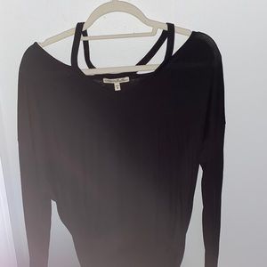 black shirt from express